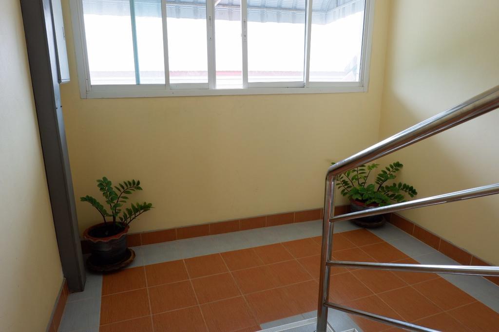 Na Chaidej Hotel Surat Thani Luaran gambar